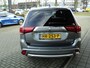 Mitsubishi Outlander 2.0 PHEV instyle | 203 PK | 4WD | AUTOMAAT | TREKHAAK | DEALER ONDERHOUDEN | VIERSEIZOENEN BANDEN |