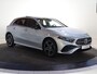 Mercedes-Benz A-klasse 250e Business Solution AMG | Panoramaschuifdak | Premium Plus | Head-up display | Dodehoekassistent |
