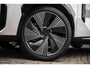 Lynk & Co 08 1.5 More | Actieradius gecombineerd 1100 km | Elektrische massage- & ventilatiestoelen met geheugen | Stoelverwarming voor & achter | Panoramadak | Apple CarPlay/Android Auto | 23 Harman Kardon speakers | Adaptive Cruise Control | 200 KM RANGE OP STROOM |