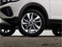Volkswagen T-Cross Life Edition 1.0 70 kW / 95 pk TSI SUV 5 versn. Ha Trekhaak | Parkeersensoren | 17 Inch | Apple Carplay - Android Auto | Keyless | DAB