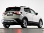 Volkswagen T-Cross Life Edition 1.0 70 kW / 95 pk TSI SUV 5 versn. Ha Trekhaak | Parkeersensoren | 17 Inch | Apple Carplay - Android Auto | Keyless | DAB