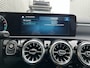 Mercedes-Benz A-klasse 250 e AMG Line / Pano / Navigatie / App connect / Camera / Parkeersensoren V+A / Stoelverwarming /