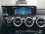 Mercedes-Benz A-klasse 250 e AMG Line / Pano / Navigatie / App connect / Camera / Parkeersensoren V+A / Stoelverwarming /