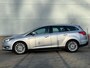 Ford Focus Wagon 125 pk Titanium | Climate Control | Parkeersensoren Voor + Achter | Lage km Stand | All Seasons