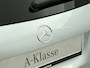 Mercedes-Benz A-klasse 180 Business Solution AMG | Nightpakket | Antidiefstalpakket URBAN GUARD PLUS | Smartphone Integratie | Panoramaschuifdak | MULTIBEAM LED | Stoelverwarming voor |