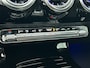Mercedes-Benz A-klasse 180 Business Solution AMG | Nightpakket | Antidiefstalpakket URBAN GUARD PLUS | Smartphone Integratie | Panoramaschuifdak | MULTIBEAM LED | Stoelverwarming voor |