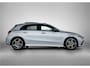 Mercedes-Benz A-klasse 180 Business Solution AMG | Nightpakket | Antidiefstalpakket URBAN GUARD PLUS | Smartphone Integratie | Panoramaschuifdak | MULTIBEAM LED | Stoelverwarming voor |