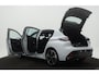 Peugeot e-308 E-STYLE EV 54 kWh 156pk | Navi via Apple Carplay/Android Auto | Climate control | PDC | Lichtmetalen velgen 18" | Trekhaak |