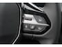 Peugeot e-308 E-STYLE EV 54 kWh 156pk | Navi via Apple Carplay/Android Auto | Climate control | PDC | Lichtmetalen velgen 18" | Trekhaak |