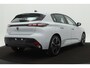 Peugeot e-308 E-STYLE EV 54 kWh 156pk | Navi via Apple Carplay/Android Auto | Climate control | PDC | Lichtmetalen velgen 18" | Trekhaak |