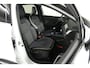 Renault Captur TCe 90 Intens | Easy Link Multimedia & Navigatie | LED Pure Vision | Camera | Parkeersensoren | Lichtmetalen Velgen 18" | Climate Control | Trekhaak