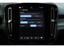 Volvo EX40 Single Motor Extended Range Plus | DEMO DEAL | Verwarmbare voorstoelen & stuurwiel | Warmtepomp | Premium audio by Harman Kardon | Adaptieve Cruise Control | Keyless | Elektrische Achterklep | 19 Inch Lichtmetalen Velgen |