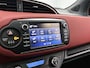 Toyota Yaris 1.5 Hybrid Bi-Tone | Uniek uitgevoerd | Navigatie | Parelmoer | Safety Pakket |