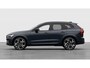 Volvo XC60 2.0 T6 Plug-in hybrid AWD Plus Black Edition | 22" 5-Dubbel Spaaks Glossy Black / Diamond Cut Velgen | Luxe Lederen Bekleding | Extra Getint Glas Achterportieren En Bagageruimte | Grafisch Head-up Display | Elektrisch Glazen Panorama-Dak | Visual Park Assist Met Front "Fisheye" View | Electronic Climate Controle | Verwarmende Voorstoelen + Stuurwiel | Verwarmbare Buitenste Zitplaatsen Tweede Zitrij |