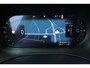Volvo XC60 2.0 T6 Plug-in hybrid AWD Plus Black Edition | Lichtmetalen Velgen 21" | Luxe Lederen/stof Bekleding | Premium Audio By Harman Kardon | Head-up Display | Elektrisch Glazen Panorama-Dak | Visual Park Assist | Extra Getint Glas Achterportieren En Bagageruimte | Electronic Climate Controle | Voorstoelen + Stuurwiel Verwaremend | Verwarmbare buitenste zitplaatsen tweede zitrij |