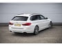 BMW 5-Serie Touring 540i xDrive | Individual | Panodak | Comfortzetels | 4W Sturing | HUD | Trekhaak | 20 inch |