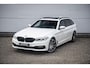 BMW 5-Serie Touring 540i xDrive | Individual | Panodak | Comfortzetels | 4W Sturing | HUD | Trekhaak | 20 inch |