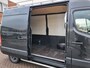 Renault Master T35 2.3 dCi L2H2 btw vrij