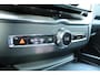 Volvo XC60 2.0 T6 Plug-in hybrid AWD Plus Dark | 21" 5-V Spaaks Glossy Black / Diamond Cut velgen | head-up display | Elektrisch Bedienbaar Glazen Panoramisch Schuif-/kanteldak Met Elektrisch Bedienbaar Zonnescherm | Visual Park Assist | Premium Audio by Harman Kardon | Electronic Climate Controle | Luxe Lederen Bekleding | Stoel Ventilatie Voor | Voorstoelen + Stuurwiel Verwarmend | Verwarmbare buitenste zitplaatsen tweede zitrij |