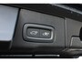 Volvo XC60 2.0 T6 Plug-in hybrid AWD Plus Dark | 21" 5-V Spaaks Glossy Black / Diamond Cut velgen | head-up display | Elektrisch Bedienbaar Glazen Panoramisch Schuif-/kanteldak Met Elektrisch Bedienbaar Zonnescherm | Visual Park Assist | Premium Audio by Harman Kardon | Electronic Climate Controle | Luxe Lederen Bekleding | Stoel Ventilatie Voor | Voorstoelen + Stuurwiel Verwarmend | Verwarmbare buitenste zitplaatsen tweede zitrij |
