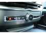 Volvo XC60 2.0 T6 Plug-in hybrid AWD Plus Dark | 21" 5-V Spaaks Glossy Black / Diamond Cut velgen | head-up display | Elektrisch Bedienbaar Glazen Panoramisch Schuif-/kanteldak Met Elektrisch Bedienbaar Zonnescherm | Visual Park Assist | Premium Audio by Harman Kardon | Electronic Climate Controle | Luxe Lederen Bekleding | Stoel Ventilatie Voor | Voorstoelen + Stuurwiel Verwarmend | Verwarmbare buitenste zitplaatsen tweede zitrij |