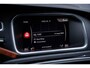 Volvo V40 1.5 T3 Dynamic Edition | Panoramadak | Stoelverwarming | DAB+ | Keyless Entry | Parkeer Camera | Harman Kardon | Lederen Bekleding |