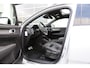Volvo XC40 1.5 T5 262PK Plug in hybride R-Design*Perfect Onderh.*Pano/Elek. Trekhaak/Leder/Stoelverw./Stuurverw./Camera/LED/Standkachel/Keyless Entry+Go/Apple Carplay-Android/Parkeersens.V+A/19 inch LM*