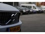 Volvo XC40 1.5 T5 262PK Plug in hybride R-Design*Perfect Onderh.*Pano/Elek. Trekhaak/Leder/Stoelverw./Stuurverw./Camera/LED/Standkachel/Keyless Entry+Go/Apple Carplay-Android/Parkeersens.V+A/19 inch LM*