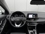 Hyundai i30 1.4 i-Drive / Airco / Navigatie / Trekhaak afneembaar / Stoelverwarming / Cruise Control / Achteruitrijcamera /