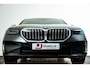 BMW 5-Serie 530e Trekhaak - Comfortstoelen - Elektrisch verwarmde voorstoelen - Driving Assistant Professional - Head up - Parking Assistant Plus - Active Guard - Akoestische voetgangersbescherming - Comfort Access -