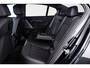 BMW 5-Serie 530e Trekhaak - Comfortstoelen - Elektrisch verwarmde voorstoelen - Driving Assistant Professional - Head up - Parking Assistant Plus - Active Guard - Akoestische voetgangersbescherming - Comfort Access -
