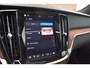Volvo V60 T6 350PK Plug-in hybrid AWD Ultra Bright | Lounge | 19'' | Bowers & Wilkins | 360 Camera | Massage | Voorraadvoordeel |