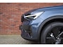 Volvo XC40 B4 210PK Plus Black Edition | Lounge Pack | 360 Camera |