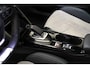 Peugeot e-2008 EV GT-Line 50 kWh 3-Fase [ Panoramadak Camera Stoelverwarming ]