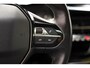 Peugeot e-2008 EV GT-Line 50 kWh 3-Fase [ Panoramadak Camera Stoelverwarming ]