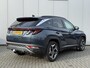 Hyundai Tucson 1.6 T-GDI HEV Comfort Smart / NL auto 230 pk  / Afneembare Trekhaak 1650 kg Trekgewicht  / Stoel en Stuur verwarming / Climate control 3 zones / 19"LM / Electrisch bedienbare achterklep /