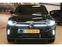 Volkswagen T-Roc 1.5 TSI 150pk R-Line | IQ. Light | Camera | Trekhaak | 100% (Dealer) onderhouden label