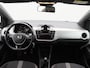 Volkswagen Up! 1.0 up! R-Line | Achteruitrijcamera | Cruise Control | Stoelverwarming | ECC | Zwarte Hemel | 17 Inch | 23.078 Km!