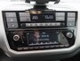 Volkswagen Up! 1.0 up! R-Line | Achteruitrijcamera | Cruise Control | Stoelverwarming | ECC | Zwarte Hemel | 17 Inch | 23.078 Km!