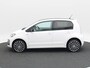 Volkswagen Up! 1.0 up! R-Line | Achteruitrijcamera | Cruise Control | Stoelverwarming | ECC | Zwarte Hemel | 17 Inch | 23.078 Km!