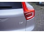 Volvo XC40 2.0 B4 Business Edition | 2000 kg trekgewicht | Extra getint glas | Adaptieve cruise control | 19" Lichtmetalen velgen |
