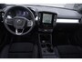 Volvo XC40 2.0 B4 Business Edition | 2000 kg trekgewicht | Extra getint glas | Adaptieve cruise control | 19" Lichtmetalen velgen |