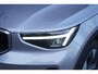 Volvo XC40 2.0 B4 Business Edition | 2000 kg trekgewicht | Extra getint glas | Adaptieve cruise control | 19" Lichtmetalen velgen |