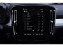 Volvo XC40 2.0 B4 Business Edition | 2000 kg trekgewicht | Extra getint glas | Adaptieve cruise control | 19" Lichtmetalen velgen |