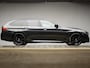 BMW 5-Serie Touring 540i xDrive High Executive (CARPLAY,NAVI,SFEER VERLICHTING,LED,ALCANTARA,STOELVERWARMING,360 CAMERA,GETINT)