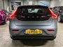 Volvo V40 2.0 T2 Kinetic | LED | Trekhaak | Camera | OH compleet