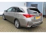 Toyota Auris Touring Sports 1.8 Hybrid Lease | Incl. 12 maanden Garantie | Panorama dak | Keyless start | Acteruitrijcamera | Cruise controle | Navigatie | Climate controle | Origineel NL Auto | NAP |