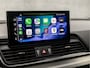 Audi Q5 50 TFSI e S edition 367Pk Automaat (FULL OPTION, PANORAMADAK, DIAMOND STITCHING, BEKERHOUDER GEKOELD/VERWARMD, CAMERA, APPLE CARPLAY, TREKHAAK, ADAPTIVE CRUISE, NIEUWSTAAT)