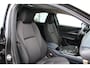 Mazda CX-30 2.0 e-SkyActiv-X M Hybrid Comfort | Incl. 12 maanden Garantie | 360* Camera | Adaptive cruise controle | Lane assist | Stoel/Stuur verwarming | Elektrische kofferbakklep | Dodenhoeksensoren | Keyless start | Head-Up Display | Parkeersensoren V+A | Climate controle | DAB | Navigatie | Set winterbanden met LMV |