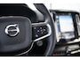 Volvo XC40 T2 Business Pro | Automaat | Panoramadak | Adaptive cruise control | Stoel- en stuurverwarming | Verwarmbare voorruit | Navigatie | Android Auto / Apple Carplay | 19" velgen | Keyless | Achteruitrijcamera |